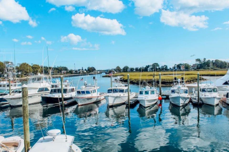 The Hotel At Cape Ann Marina Глостер Екстер'єр фото