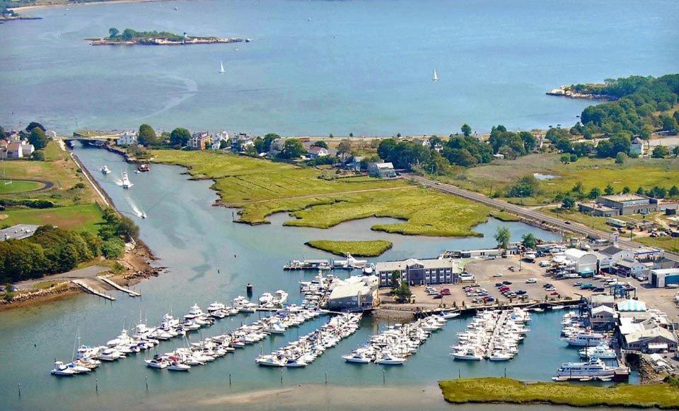 The Hotel At Cape Ann Marina Глостер Екстер'єр фото